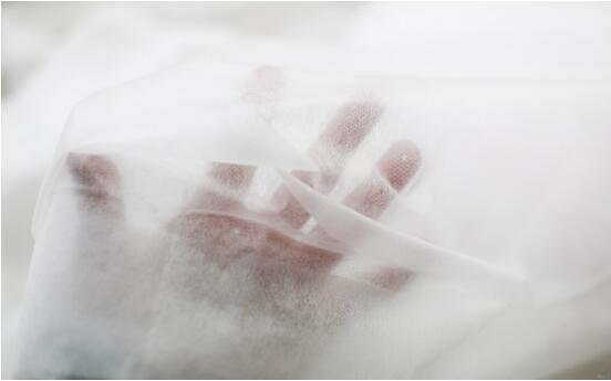 熱軋無(wú)紡布與熱合無(wú)紡布區(qū)別