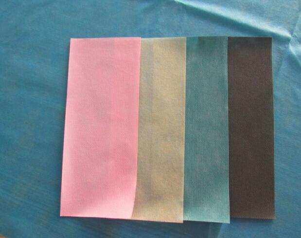 沈國興董事長向觀摩團(tuán)匯報大唐科技項目情況